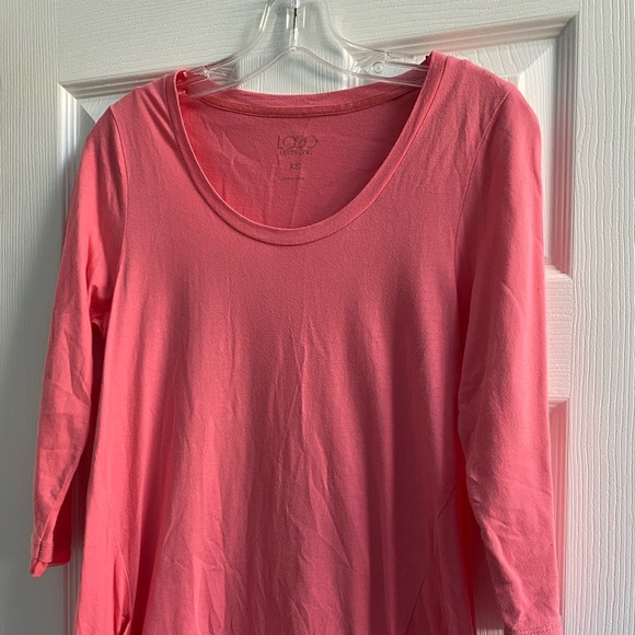 🌺 Knit top 🌺 - Picture 2 of 7